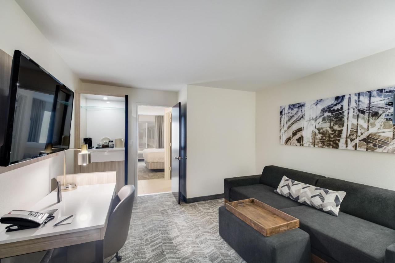 Springhill Suites By Marriott Dallas Nw Highway At Stemmons / I-35East Eksteriør bilde