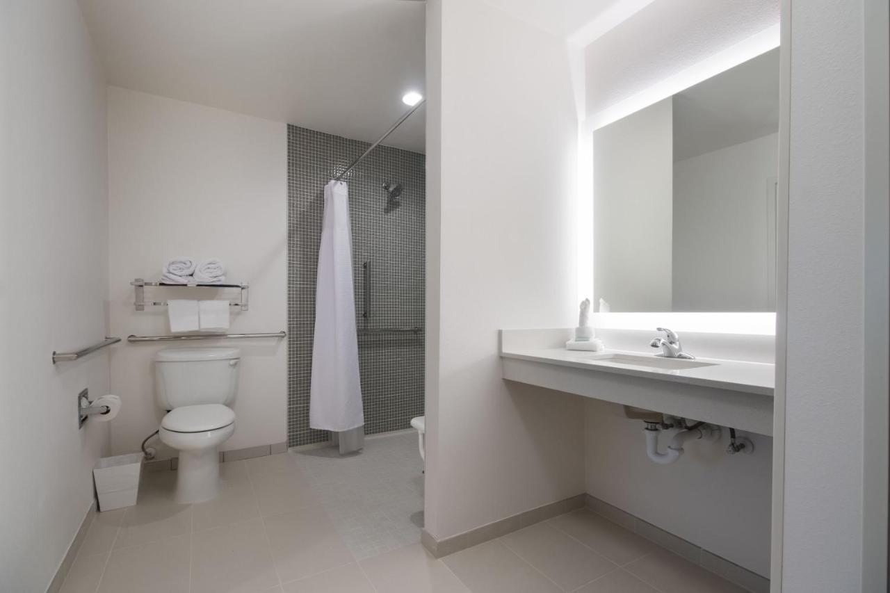 Springhill Suites By Marriott Dallas Nw Highway At Stemmons / I-35East Eksteriør bilde