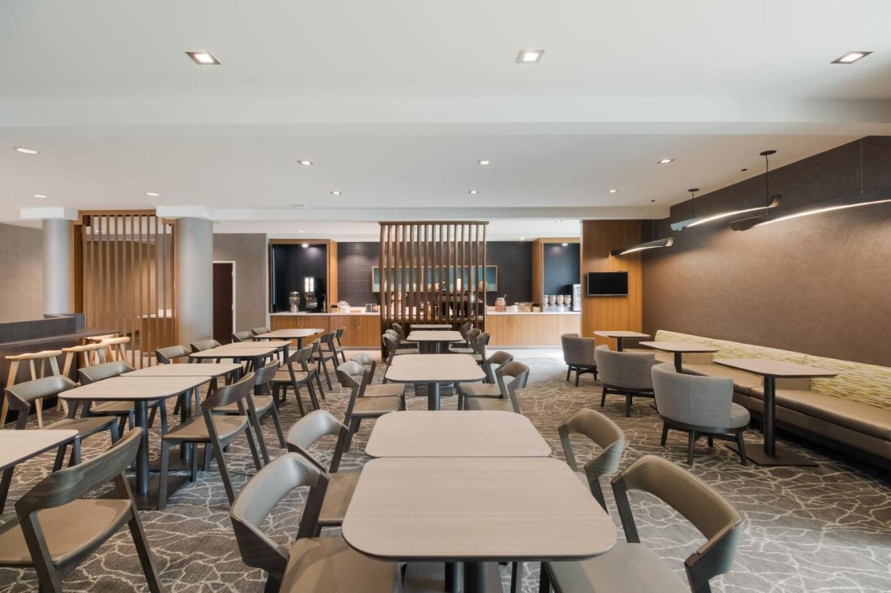 Springhill Suites By Marriott Dallas Nw Highway At Stemmons / I-35East Eksteriør bilde