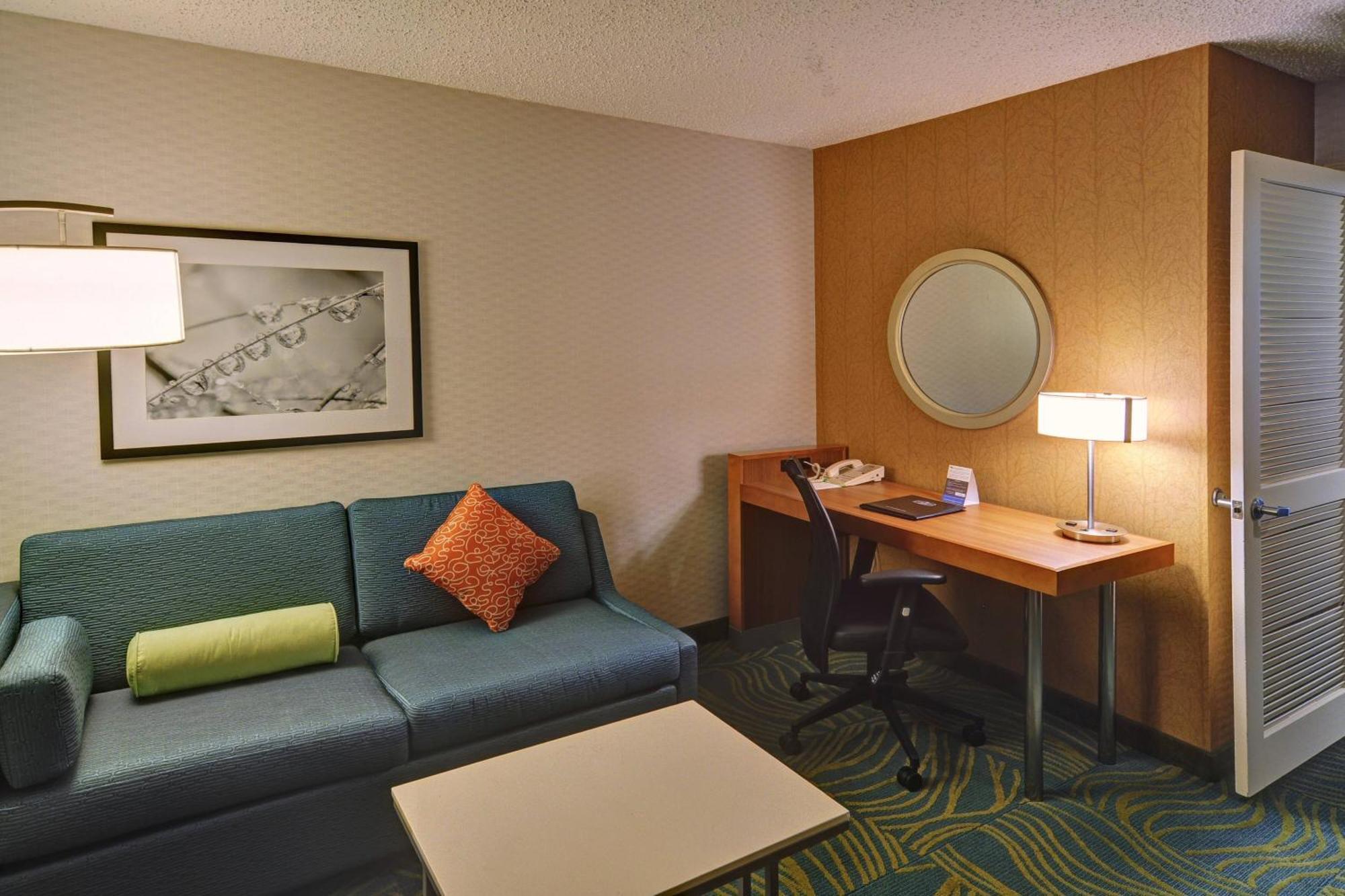 Springhill Suites By Marriott Dallas Nw Highway At Stemmons / I-35East Eksteriør bilde